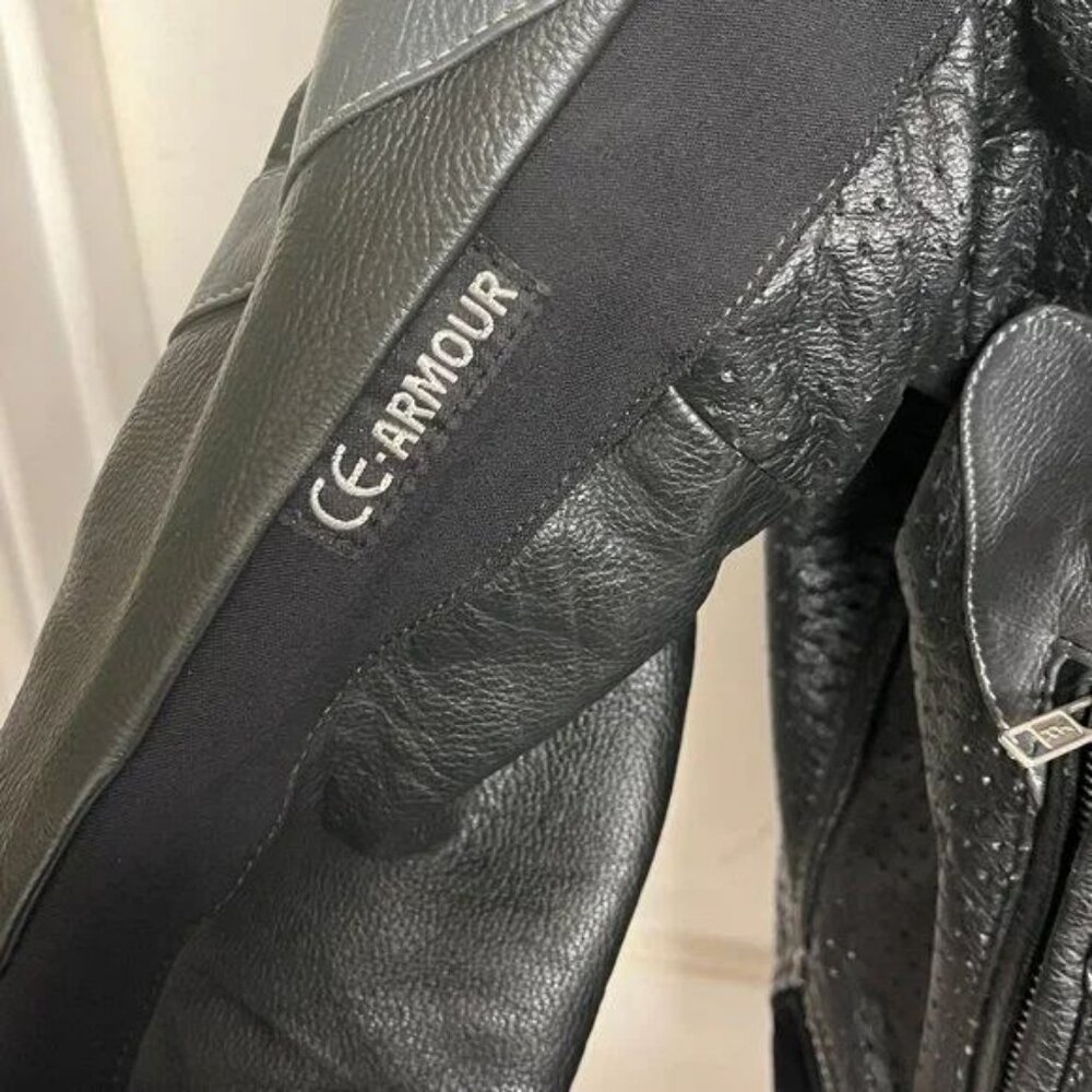 AGVSPORT BREEZE Real Leather Perforated Cycle 🏍️ Jacket w/ ARMOR💪 🛡️-Size 48 - Picture 7 of 12